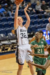 Alyssa Lang and the Owls play at FIU Saturday at 11 a.m. on Fox Sports.