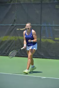 Emily Smith delivered the clinching point for the Owls.