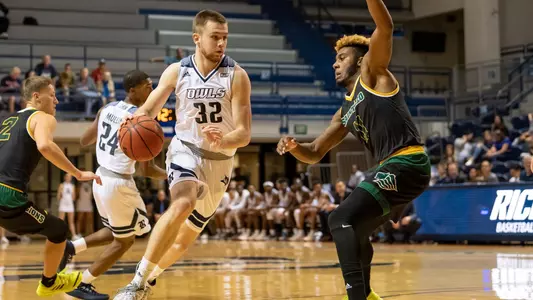 November 6, 2018:   during the season opener  between St.Leo Lions and Rice Owls at Tudor Fieldhouse in Houston, Texas