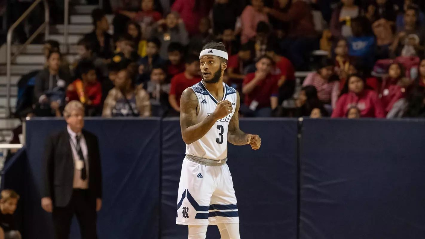 Ako Adams