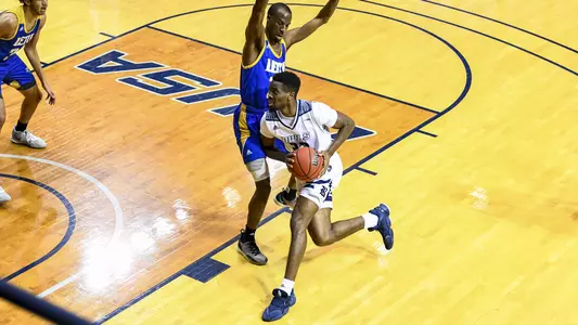 Tre Clark