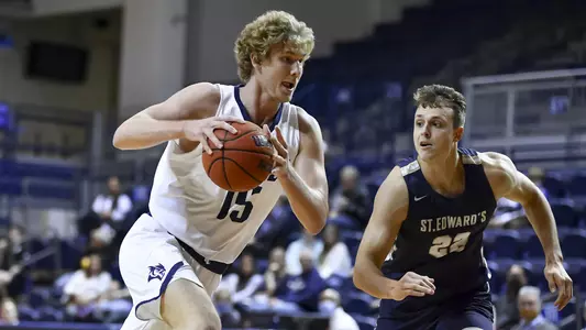 November 04, 2021 :   During the exhibition game between the St. Edwards Hilltoppers and the Rice Owls at Tudor Fieldhouse in Houston, Texas.   (Mandatory Credit:  Maria Lysaker | Rice Athletics)