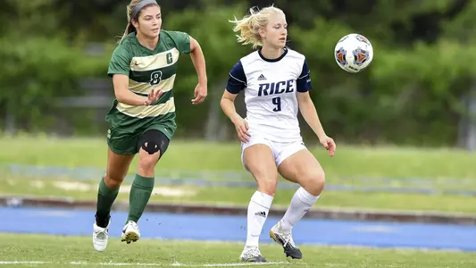 Roelfsema, Mijke 2020-21 action vs Charlotte