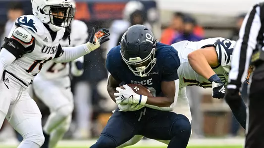 November 19, 2022: Rice Owls wide receiver Peyton Stevenson (19) catches a pass during the fourth quarter against the UTSA Roadrunners at Rice Stadium in Houston, Texas. Mandatory Credit: Maria Lysaker | Rice Athletics