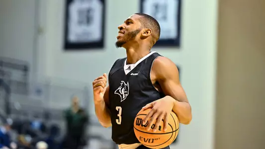 November 19, 2022: Rice Owls guard Travis Evee (3) reacts against the Western Michigan Broncos at Tudor Fieldhouse in Houston, Texas. Mandatory Credit: Maria Lysaker | Rice Athletics