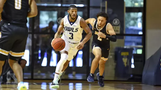 December 04, 2021 :   During the exhibition game between the Jarvis Bulldogs and the Rice Owls at Tudor Fieldhouse in Houston, Texas.   (Mandatory Credit:  Maria Lysaker | Rice Athletics)