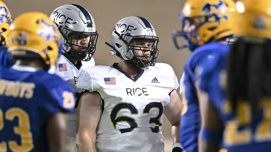 September 10, 2022: Rice Owls offense in action during the fourth quarter against the Louisiana Ragin Cajuns at Rice Stadium in Houston, Texas. (Mandatory Credit: Maria Lysaker | Rice Athletics)