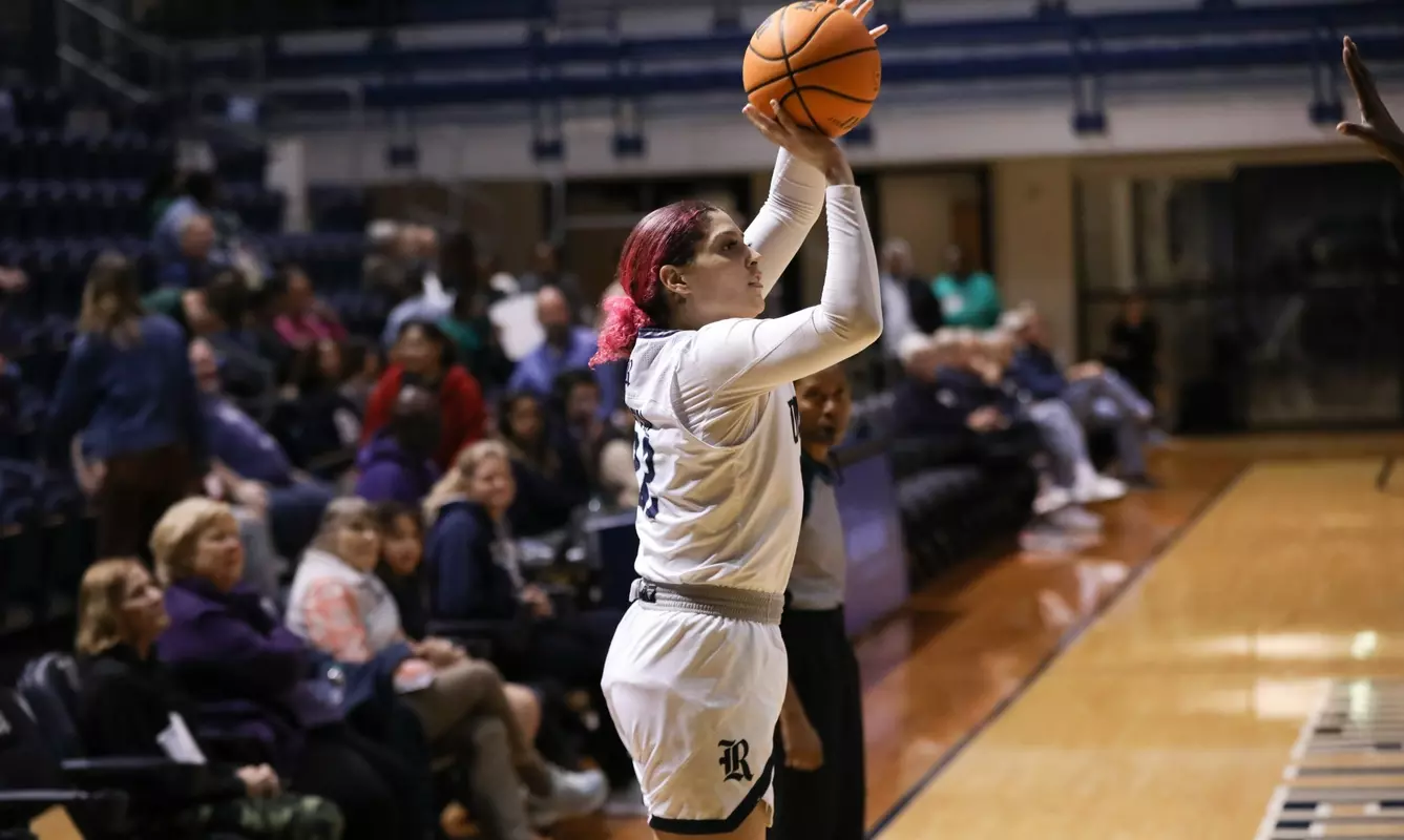 WBB Ashlee Austin