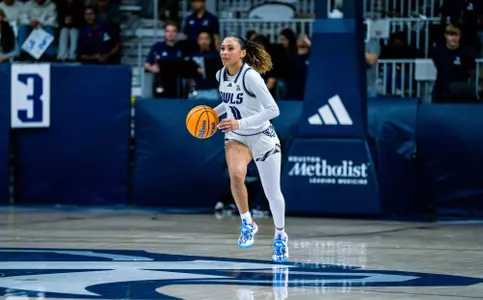 WBB24-25 Dominique Ennis