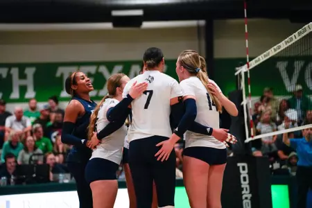 VB Team Huddle