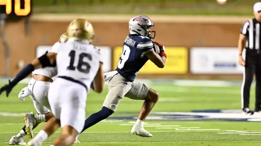 November 02, 2024, Houston, Texas, US: During a game between the Navy Midshipmen and the Rice Owls at Rice Stadium. The Owls defeated the Midshipmen 24-10. Mandatory Credit: Maria Lysaker | Rice Athletics