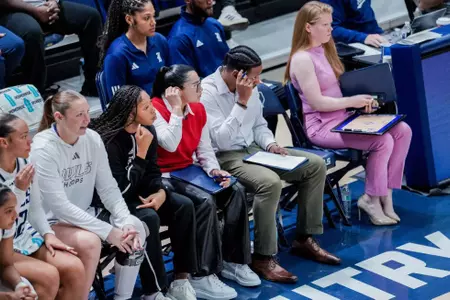 WBB24-25 Raina Perez, Jalen Latta