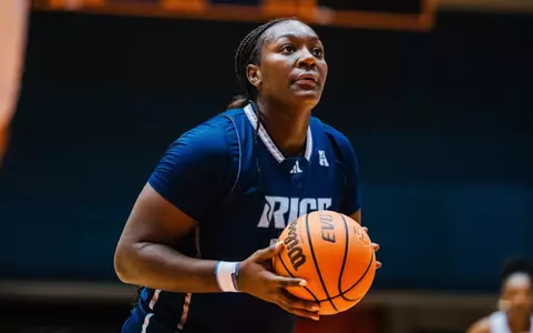 WBB24-25 Sussy Ngulefac