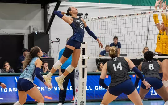 VB vs Wichita State (11/22/2025)