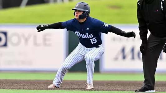 February 19, 2025, Houston, Texas, US: During a game between the Sam Houston Bearkats and the Rice Owls at Reckling Park. Mandatory Credit: Maria Lysaker | Rice Athletics