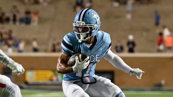 September 06, 2025, Houston, Texas, US: During a game between the Houston Cougars and the Rice Owls at Rice Stadium. Mandatory Credit: Maria Lysaker | Rice Athletics