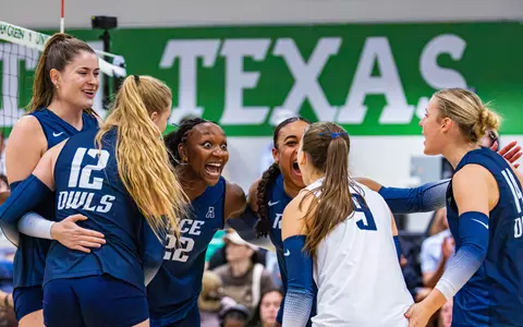 Huddle at North Texas 10/23/2026