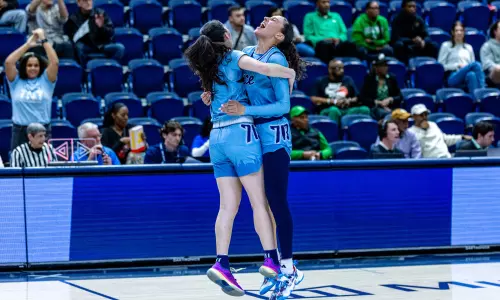 Louann Battiston, Dominique Ennis