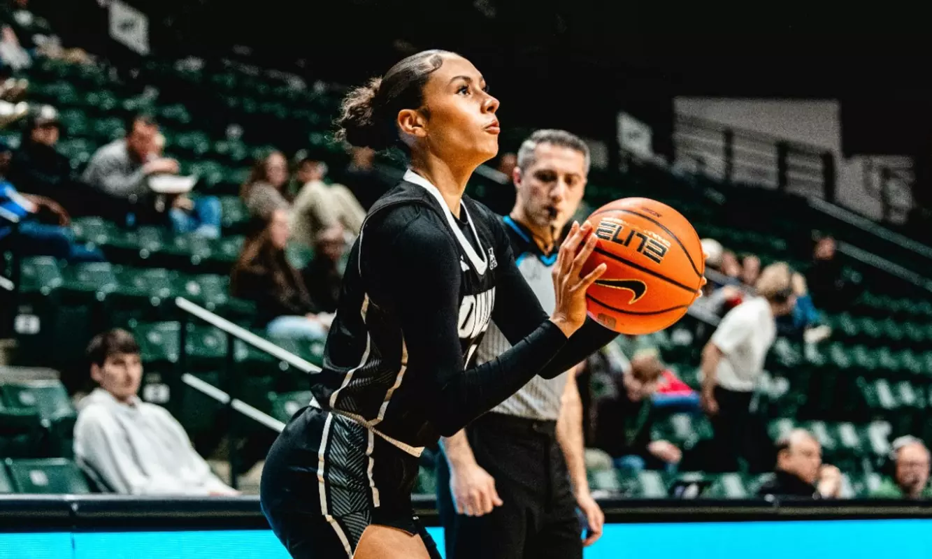 Dominique Ennis