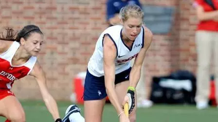 Peterson And Barry Earn Conference Honors