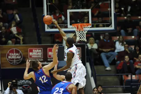 Spiders Face First Road Test At Davidson