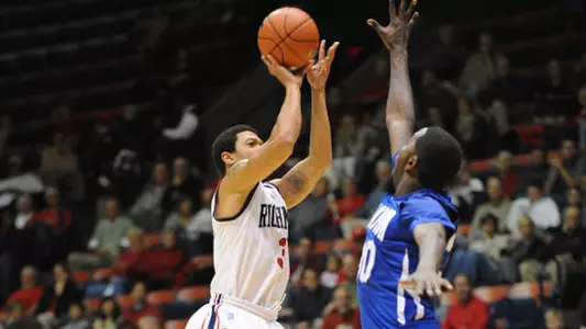 Spiders' Solid Shooting Sinks Pirates, 72-51
