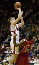 Richmond Shoots Down No. 16 Dayton, 80-63, Saturday Night