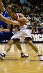 Men's Basketball Hosts Charlotte With Chance At Second Place In A-10