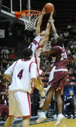 Gonzalvez And Smith Lead Richmond Past Temple And Into Fourth Place In A-10