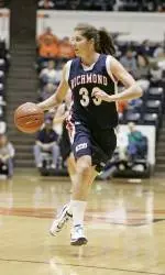 Women's Basketball Crushes Howard 101-57