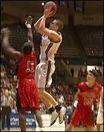 Men's Basketball Takes Down Cornell, 52-41