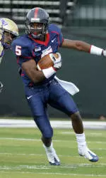 Justin Rogers Named CAA Football Defensive Player Of The Week