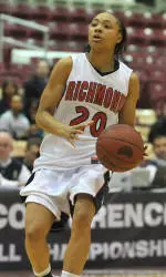 Women's Basketball Drops Thriller, 70-69, In Scandinavian Opener