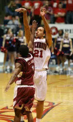 Gonzalvez Shoots Spiders Past Tribe