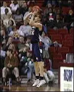 Skrocki Carries Men's Basketball Past Temple, 75-68