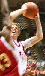 Marist Overtakes Richmond 80-73 In OT