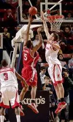 Men's Basketball Faces A-10 East Leader St. Joe's On Wednesday