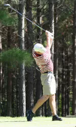 Utley Is Leader At Louisiana Classics; Spiders In Second Entering Final Round