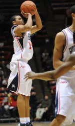 Men's Basketball Hosts Charlotte Saturday At 6 P.M.