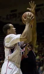 Spiders Storm Past St. John's In CBI First Round, 75-69