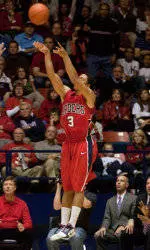 Men's Basketball Plays At UNCG Wednesday At Noon
