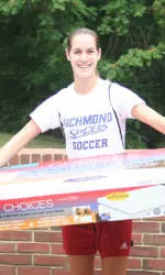 Spider Student-Athletes Lend Helping Hand On Freshmen Move-In Day