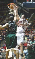 Men's Basketball Tops Charlotte, 63-56