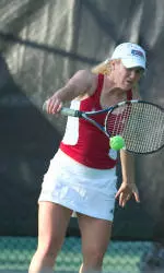 Grant Signs With Women's Tennis