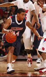 Anderson's 26 Lead Spiders To Best A-10 Start With Win At Dayton