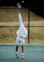 Men's Tennis Dominates Temple, 5-1