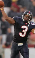 Stacy Tutt Awarded The Touchdown Club of Richmond Offensive Back Of The Year Honor