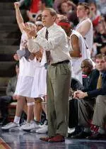 Men's Basketball Releases 2001-2002 Schedule