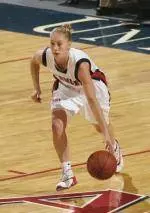 SALC Holds Food And Clothing Drive