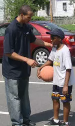 Giddings And Gonzalvez Visit Church Hill Community Day